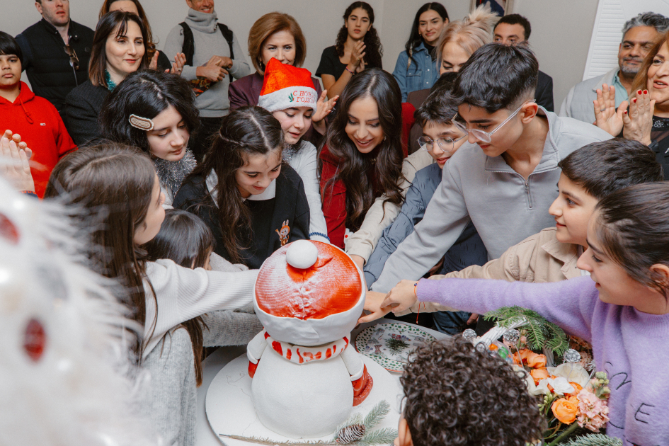 Heydar Aliyev Foundation VP Leyla Aliyeva, Head of Baku Media Center Arzu Aliyeva attend festive event at “Hold My Hand” Social Rehabilitation Center for Children (PHOTO)