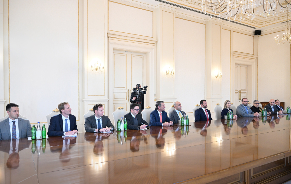 President Ilham Aliyev receives U.S. delegation (PHOTO/VIDEO)