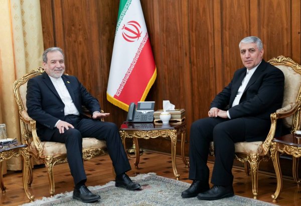 Iran seeks to expand cooperation with Azerbaijan