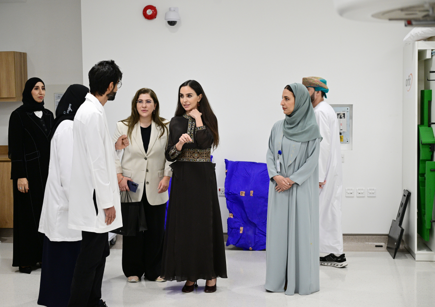 Heydar Aliyev Foundation VP Leyla Aliyeva visits Sultan Qaboos Comprehensive Cancer Care and Research Center in Muscat (PHOTO)