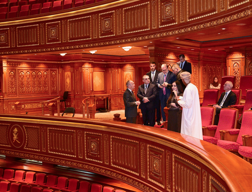 Heydar Aliyev Foundation VP Leyla Aliyeva visits Royal Opera House in Muscat (PHOTO)