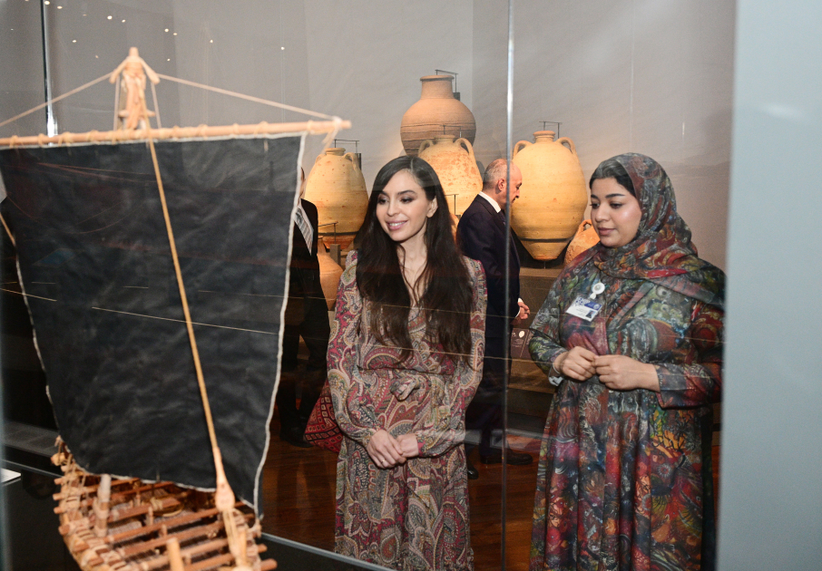 Heydar Aliyev Foundation VP Leyla Aliyeva tours Oman National Museum and Mutrah Souq in Muscat (PHOTO)