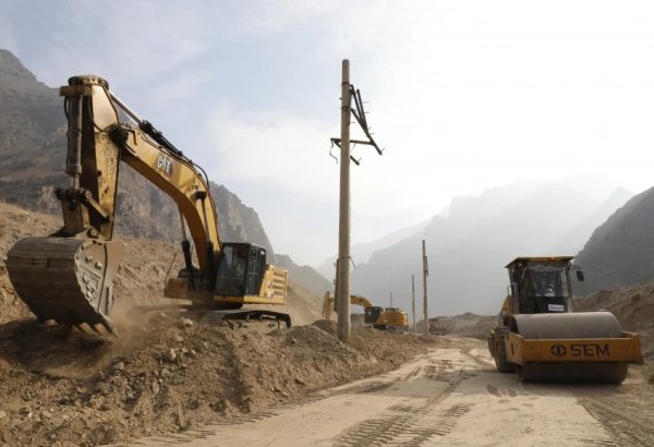 Azerbaijan unveils plans for new stations along Nakhchivan Railway