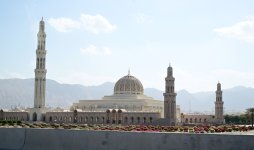 Heydar Aliyev Foundation VP Leyla Aliyeva visits Sultan Qaboos Grand Mosque in Muscat (PHOTO)