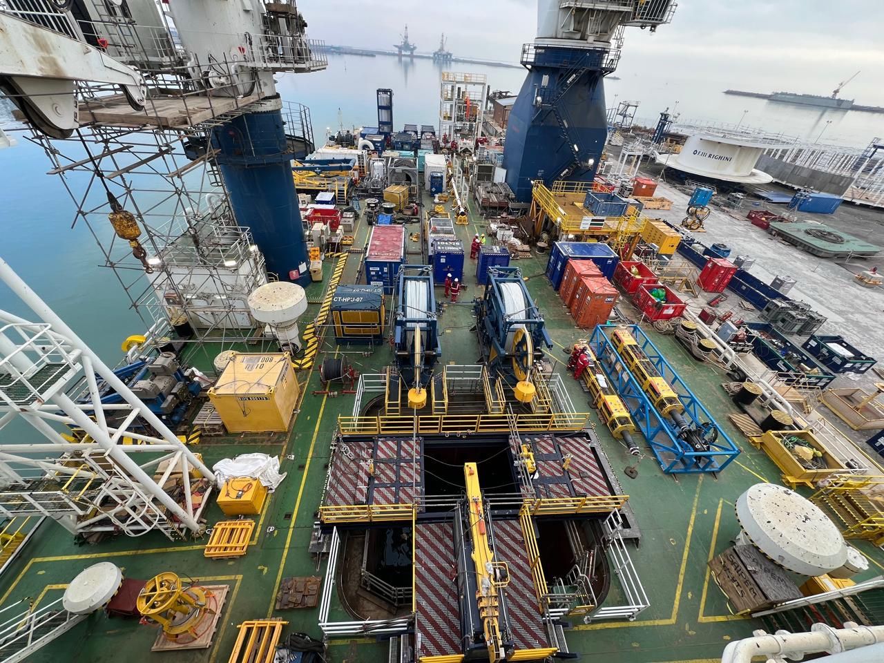 bp prepares to deploy first light well intervention vessel in Caspian