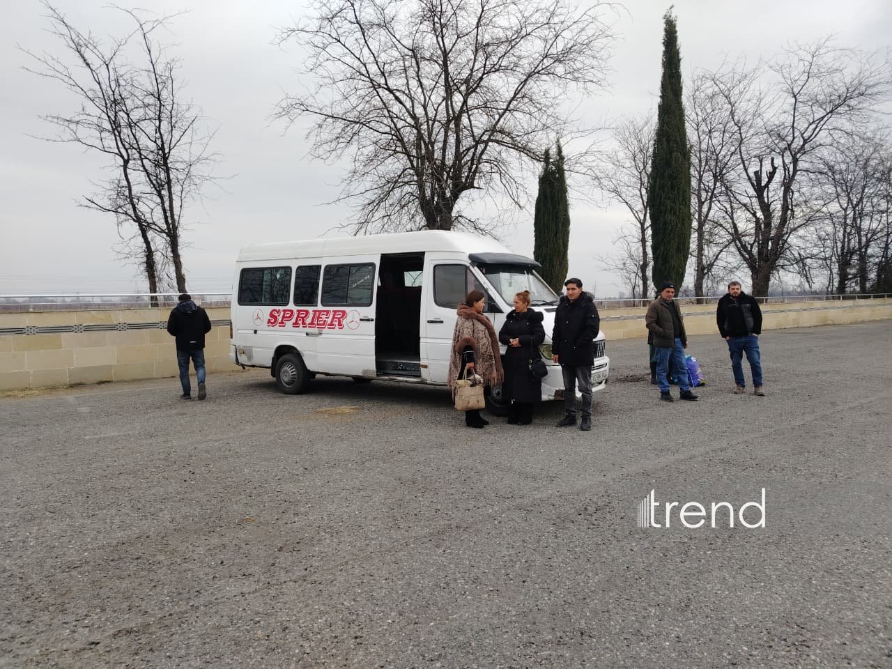 Group of ex-IDPs returning home to villages of Azerbaijan's Aghdara receive keys (PHOTO)