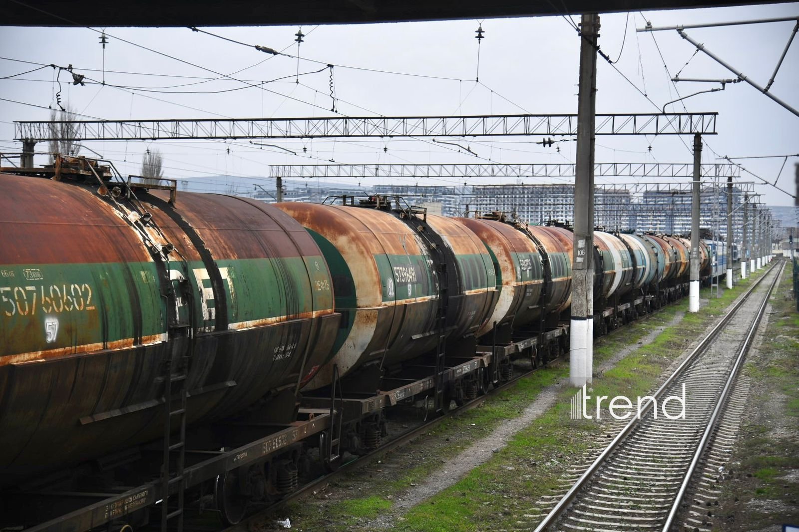 Azerbaijan dispatches next batch of petroleum products to Armenia (PHOTO/VIDEO)