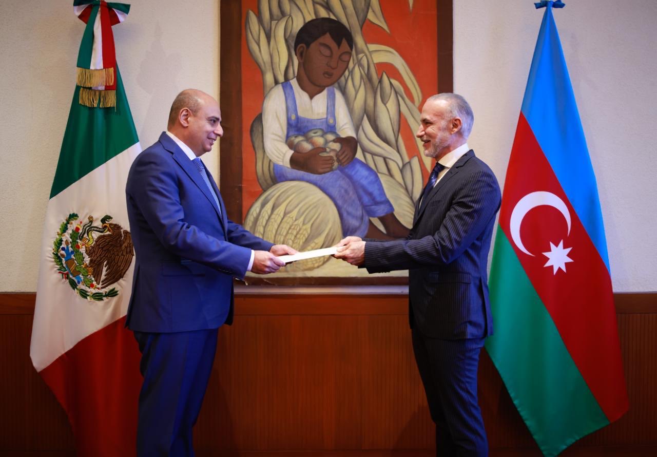Azerbaijan’s newly appointed ambassador presents copy of credentials to Mexico’s Foreign Ministry (PHOTO)