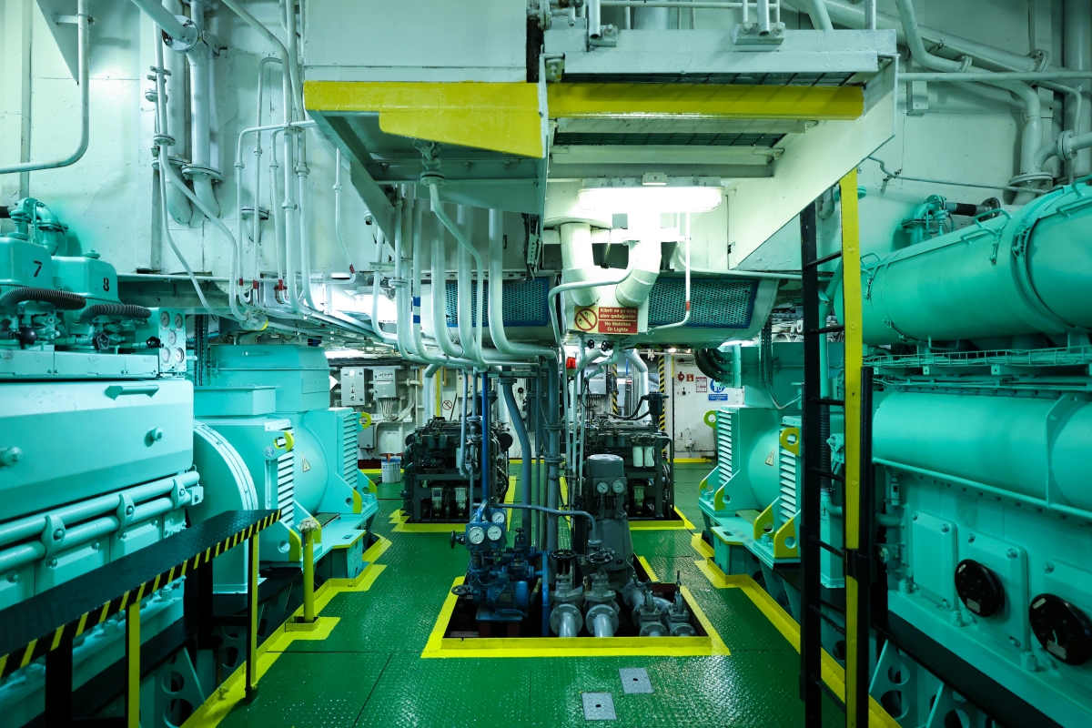 Azerbaijani ASCO's crane vessel Shirvan undergoes major repairs (PHOTO)