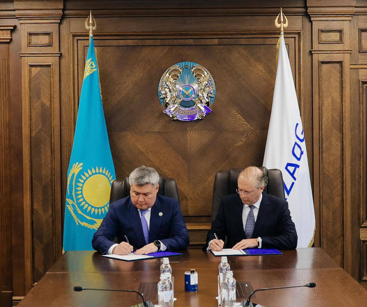 Kazakh companies to jointly study gas potential of block in Caspian Sea