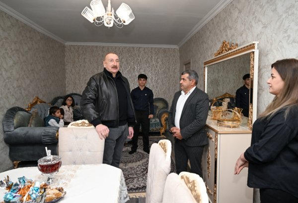 President Ilham Aliyev inspects reconstruction progress in Ashaghi Oratagh village of Aghdara district (PHOTO/VIDEO)