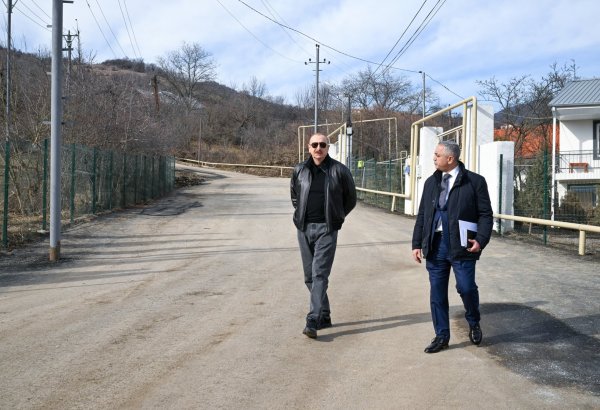 President Ilham Aliyev inspects reconstruction progress in Chapar Village, Aghdara district (PHOTO/VIDEO)