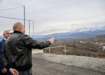 President Ilham Aliyev inspects reconstruction progress in Heyvali village, Aghdara district (PHOTO)