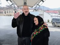 President Ilham Aliyev meets with residents of villages Asaghi Oratagh, Chilidran, Heyvali, and Chapar in Aghdara district (PHOTO)