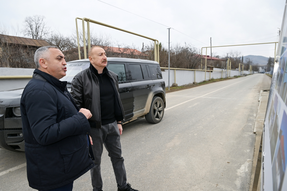 President Ilham Aliyev familiarizes himself with reconstruction work in Ashaghi Oratagh village, Aghdara district (PHOTO)