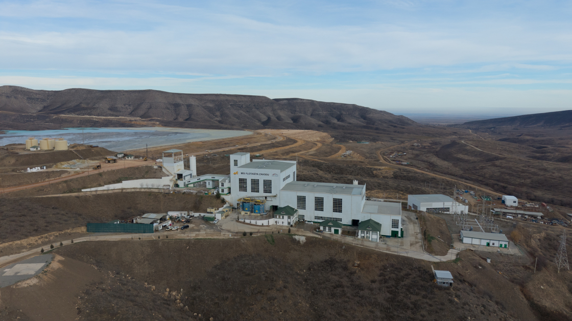 President Ilham Aliyev inspects “Damirli” Ore Processing Complex in Janyataq village, Aghdara (PHOTO)