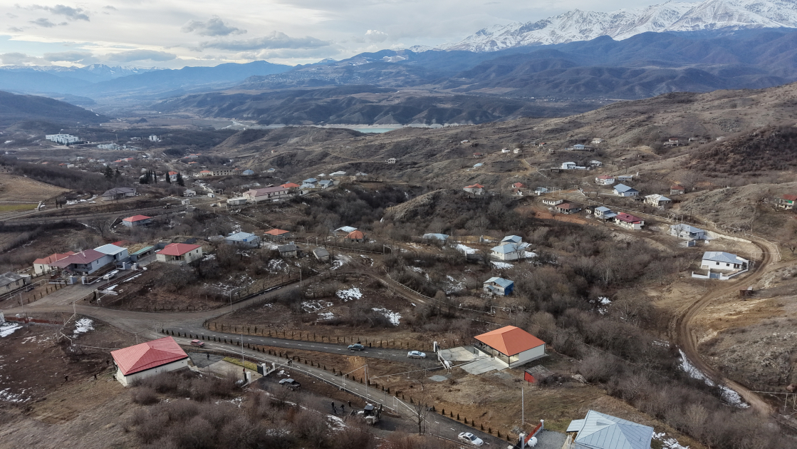 President Ilham Aliyev inspects reconstruction progress in Heyvali village, Aghdara district (PHOTO)