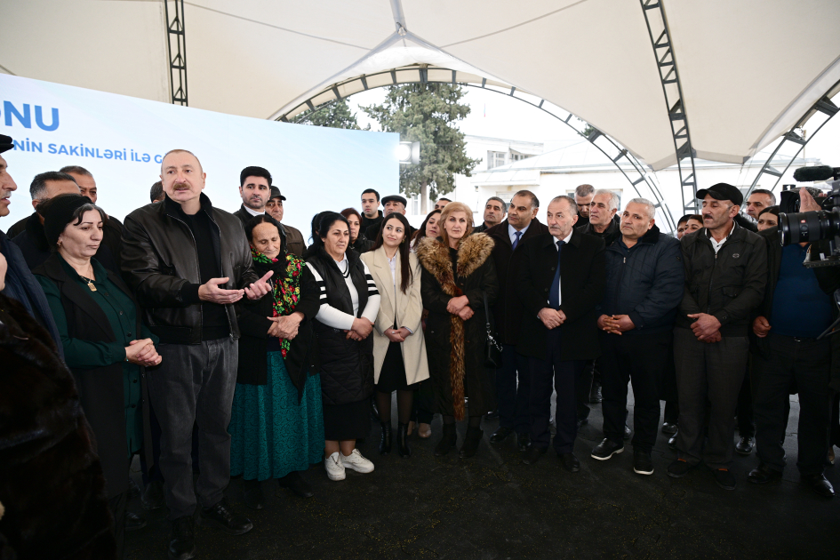 President Ilham Aliyev meets with residents of villages Asaghi Oratagh, Chilidran, Heyvali, and Chapar in Aghdara district (PHOTO)