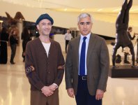 World-renowned American sculptor Carole Feuerman’s exhibition “Reborn into the Water” opens at Heydar Aliyev Center (PHOTO)