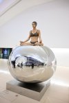 World-renowned American sculptor Carole Feuerman’s exhibition “Reborn into the Water” opens at Heydar Aliyev Center (PHOTO)