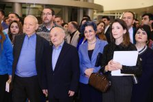 World-renowned American sculptor Carole Feuerman’s exhibition “Reborn into the Water” opens at Heydar Aliyev Center (PHOTO)