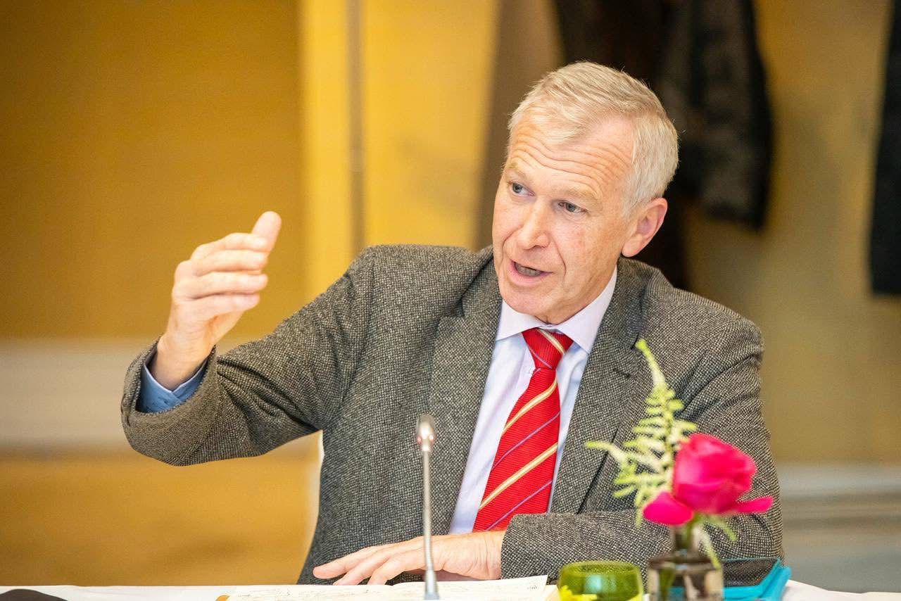 WUF13 Coordinator shares Azerbaijan's experience in global housing crisis solution (PHOTO)