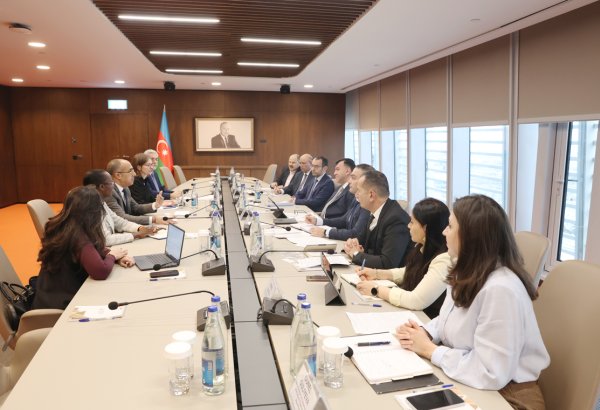 Azerbaijan, World Bank review cooperation prospects