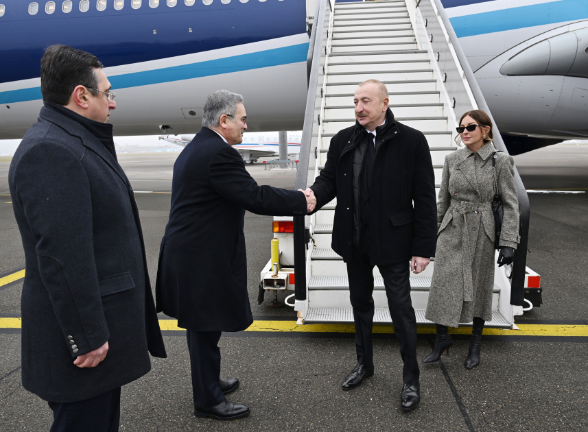President Ilham Aliyev arrives in Switzerland to attend World Economic Forum annual meeting (PHOTO/VIDEO)