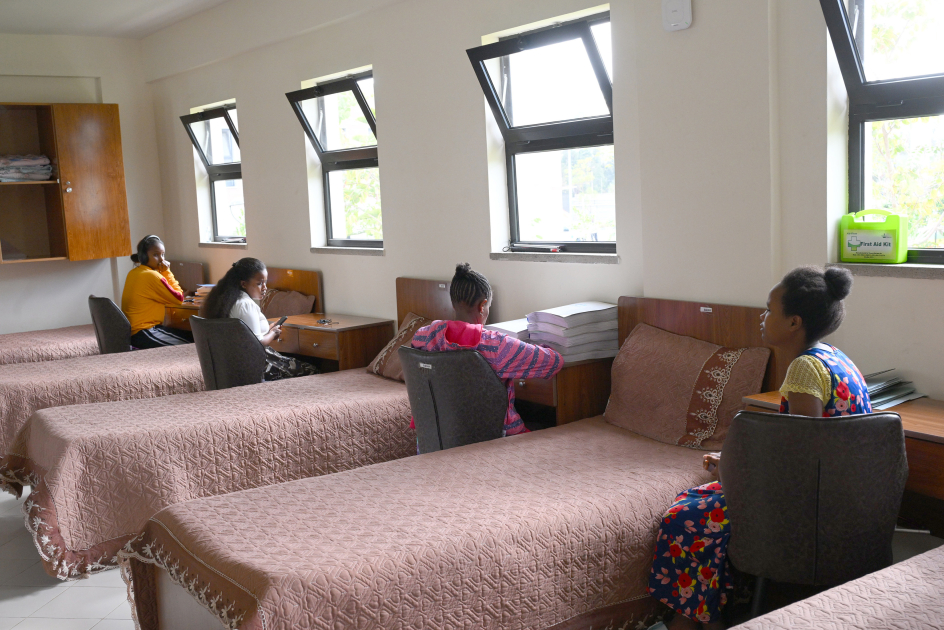 Heydar Aliyev Foundation VP Leyla Aliyeva visits social and cultural institutions in Addis Ababa (PHOTO)