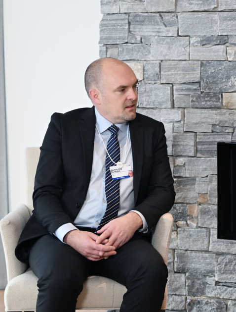 President Ilham Aliyev meets with Group Senior Vice President for Marketing, Communications, Sustainability, and Public Affairs at Vestas Wind Systems in Davos (PHOTO/VIDEO)