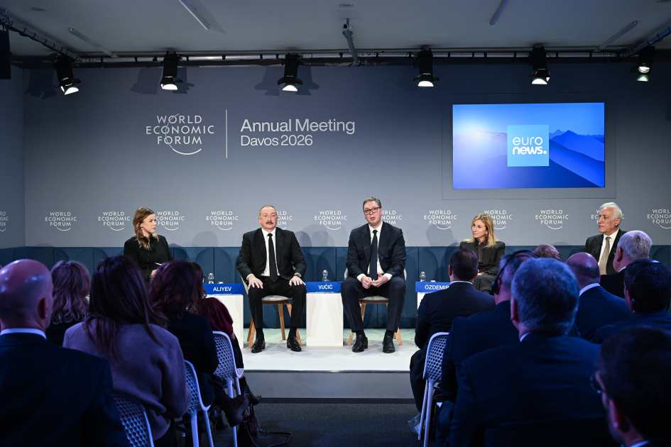 President Ilham Aliyev participates in panel session on “Defining Eurasia's Economic Identity” in Davos (PHOTO/VIDEO)