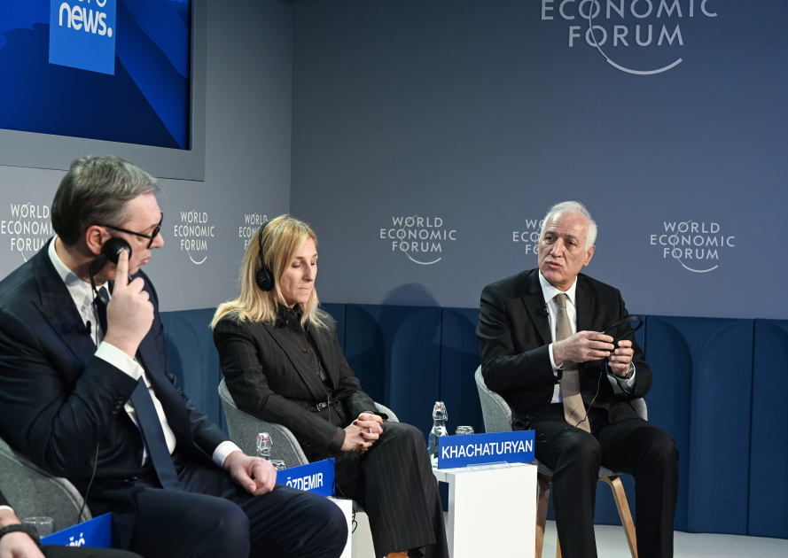 President Ilham Aliyev participates in panel session on “Defining Eurasia's Economic Identity” in Davos (PHOTO/VIDEO)
