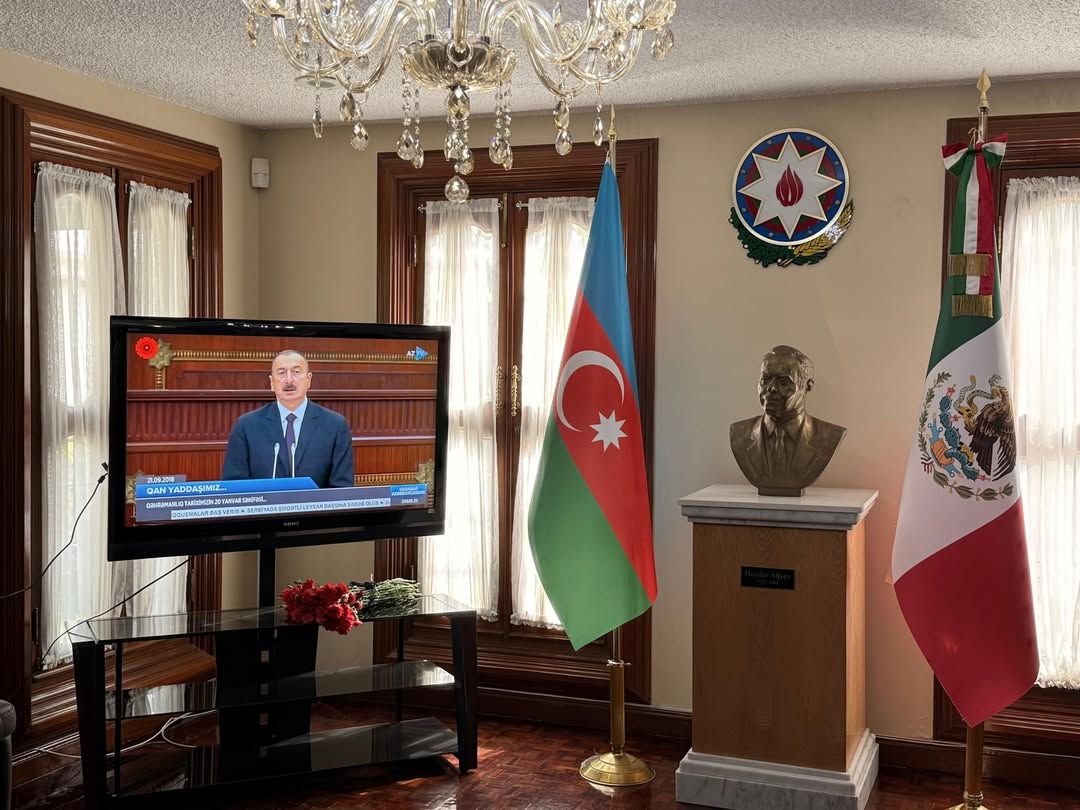 Azerbaijani embassy in Mexico commemorates 20 January tragedy victims (PHOTO)