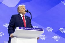 President Ilham Aliyev participates in panel session as part of World Economic Forum (PHOTO/VIDEO)