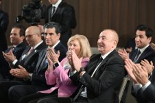 President Ilham Aliyev attends “Azerbaijan Executive Breakfast” event in Davos (PHOTO)