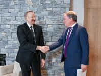 President Ilham Aliyev meets with Chief Executive Officer of Vitol in Davos (PHOTO)