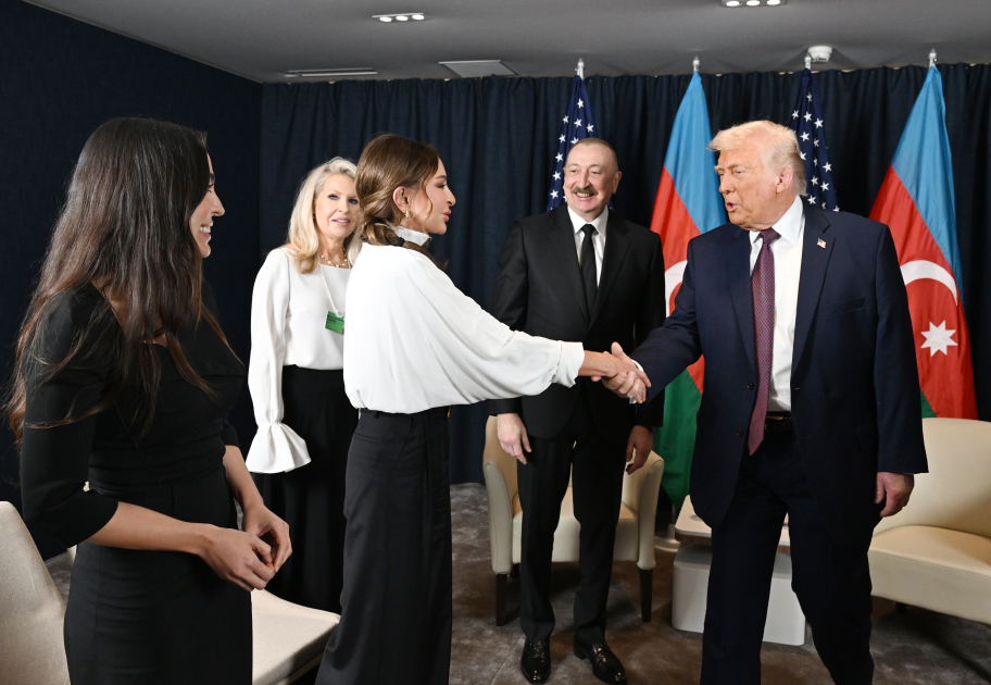 President Ilham Aliyev and President Donald Trump held meeting in Davos (PHOTO/VIDEO)