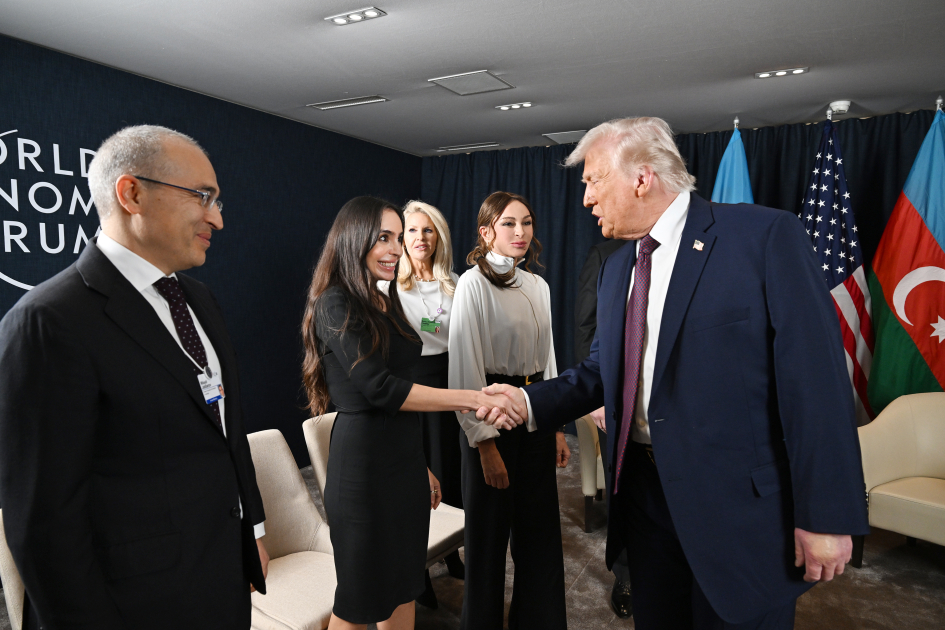 President Ilham Aliyev and President Donald Trump held meeting in Davos (PHOTO/VIDEO)
