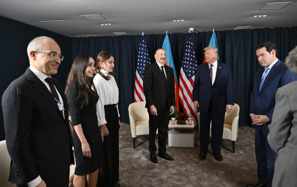 President Ilham Aliyev and President Donald Trump held meeting in Davos (PHOTO/VIDEO)