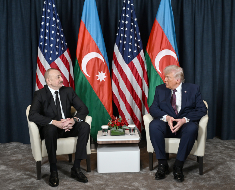 President Ilham Aliyev and President Donald Trump held meeting in Davos (PHOTO/VIDEO)