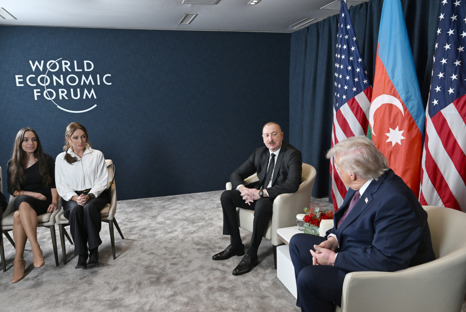 President Ilham Aliyev and President Donald Trump held meeting in Davos (PHOTO/VIDEO)