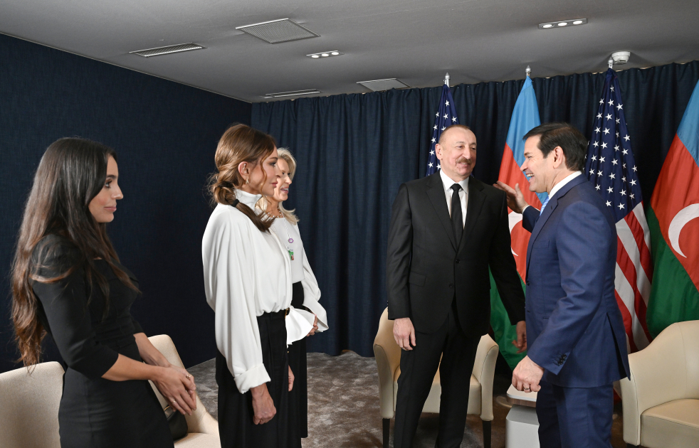 President Ilham Aliyev and President Donald Trump held meeting in Davos (PHOTO/VIDEO)