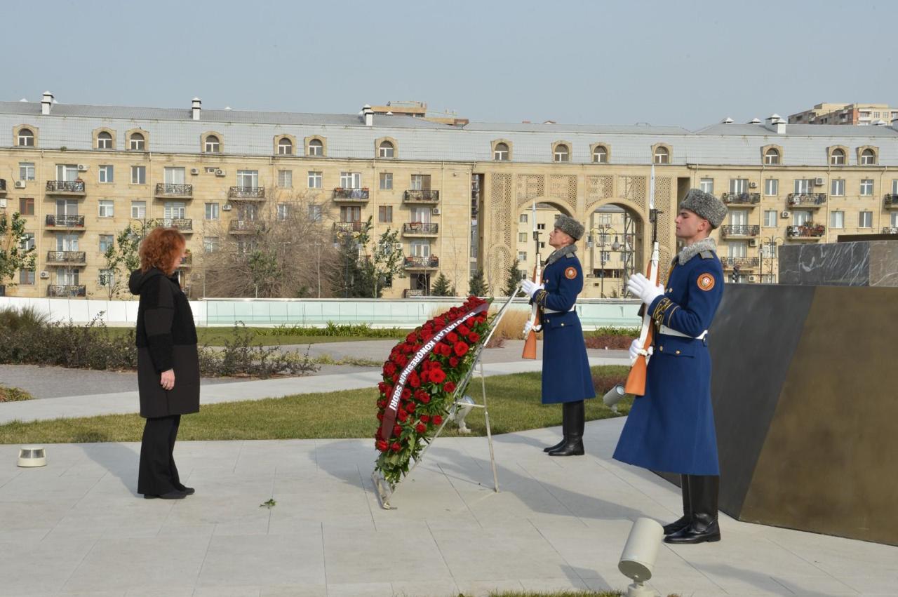 Speaker of Spanish Congress of Deputies visits Victory Park in Azerbaijan's Baku (PHOTO)