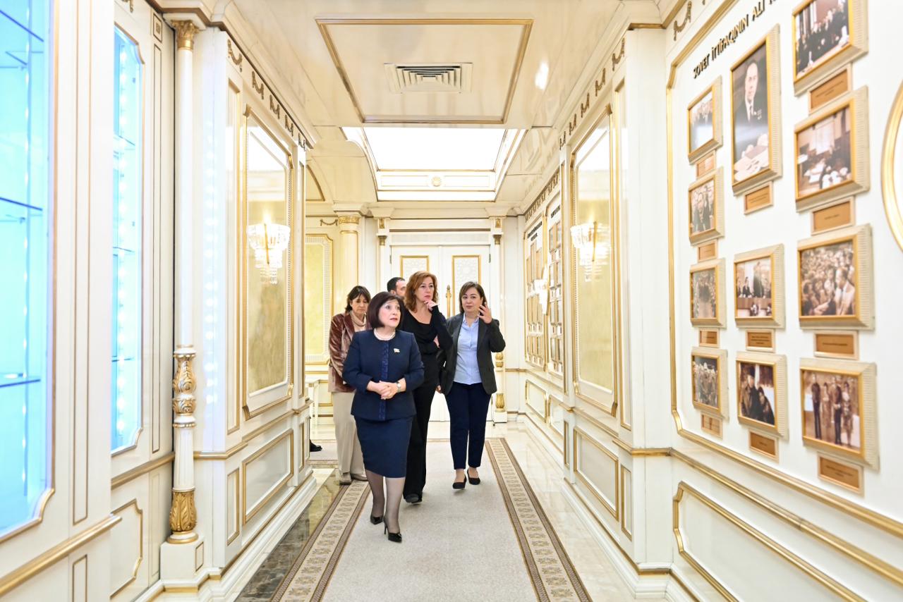 Azerbaijani Parliament Speaker meets with Speaker of Spanish Congress of Deputies (PHOTO)