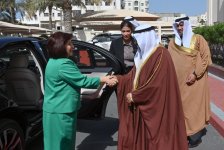 Speaker of Azerbaijani Parliament Sahiba Gafarova meets with Chairman of Consultative Council of Kingdom of Bahrain Ali bin Saleh Al Saleh (PHOTO)