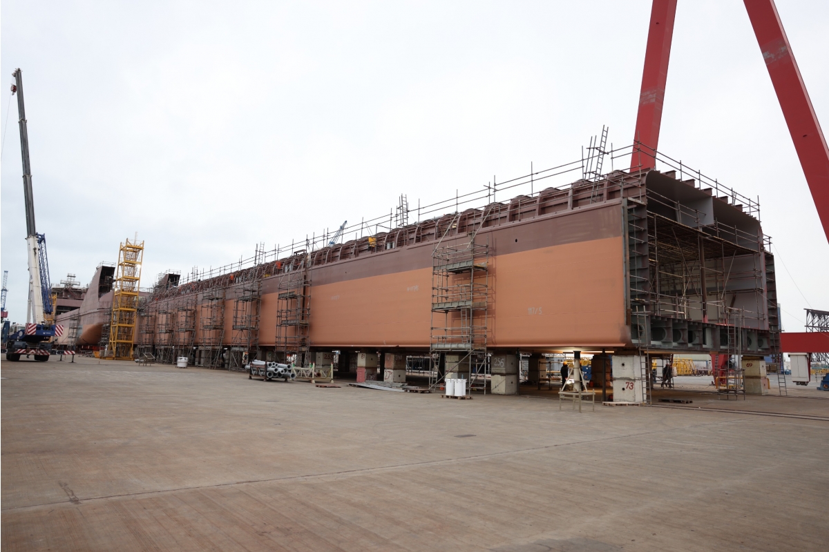 Azerbaijan's Baku Shipyard advances construction of new tankers (PHOTO)