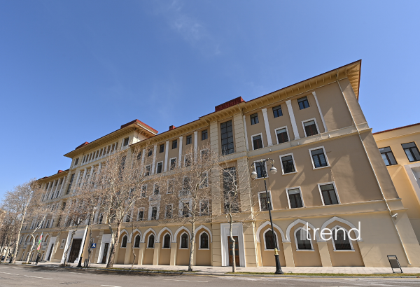 Azerbaijani authorities discuss rising water levels in Kura River