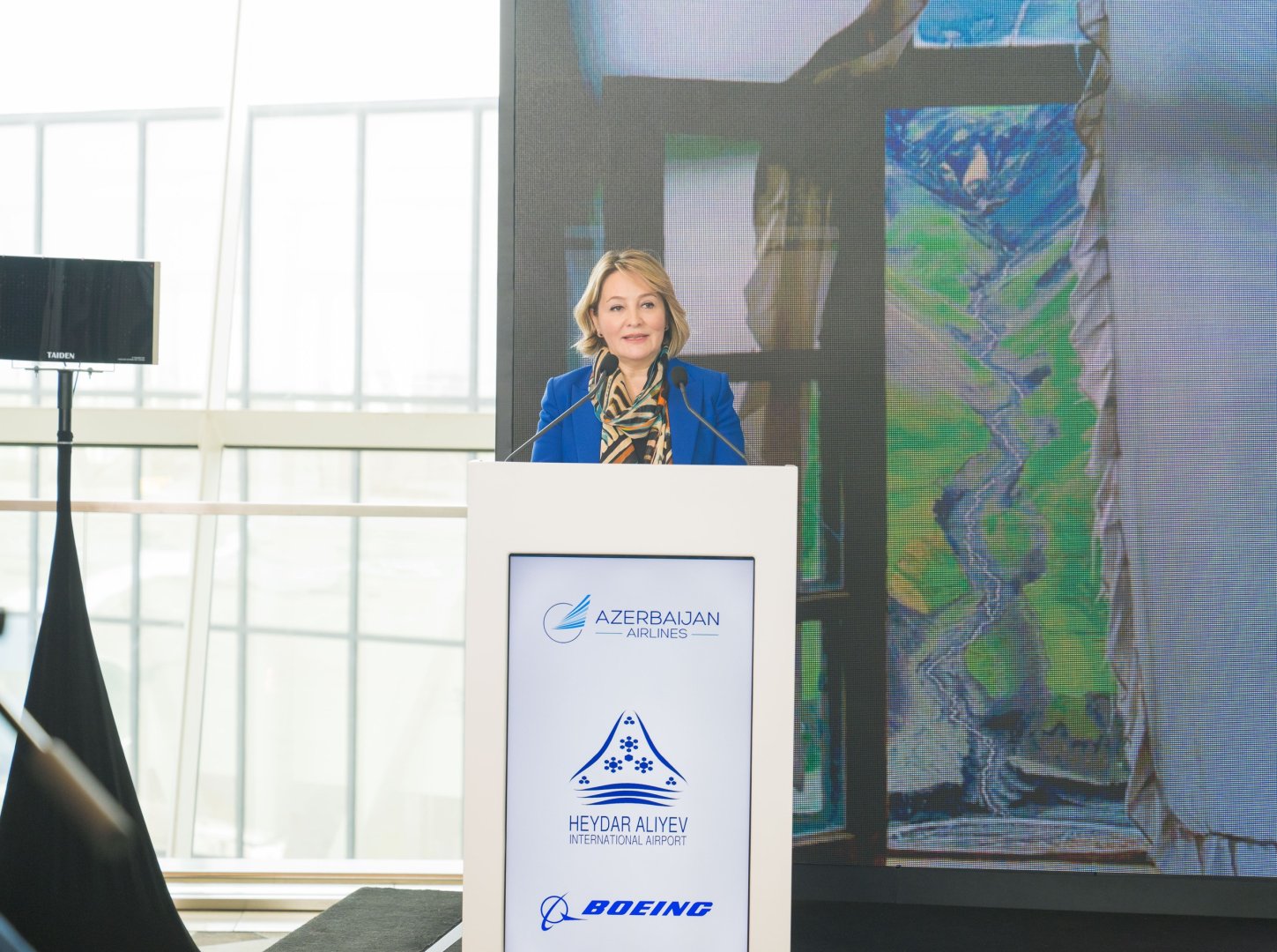 The Rising Light: REZA exhibition presented at Heydar Aliyev International Airport (PHOTO)