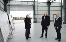 President Ilham Aliyev attends opening of mirror sheet production plant in Sumgayit Industrial Park (PHOTO)