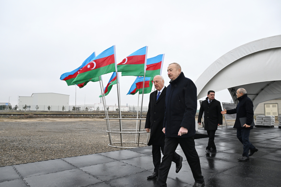 President Ilham Aliyev lays foundation stone for polypropylene and laminated bag production facility in Sumgayit Industrial Park (PHOTO/VIDEO)